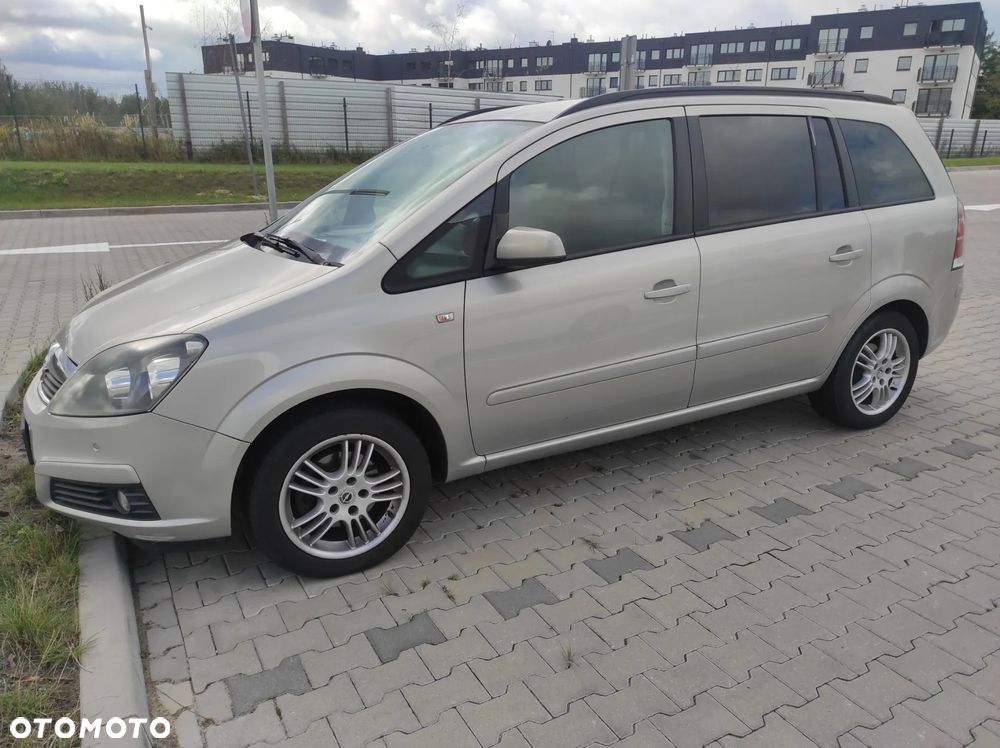 Opel Zafira 1.8 - 6