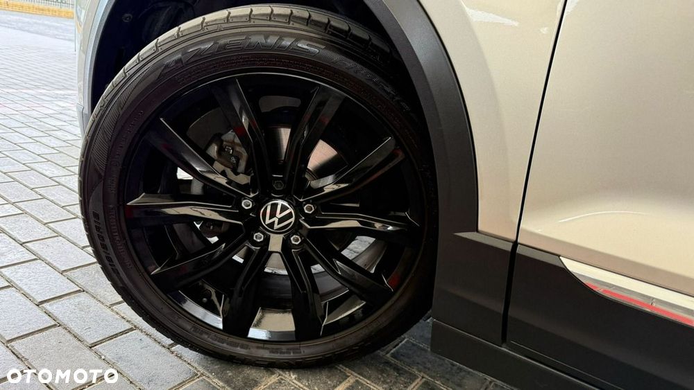 Volkswagen T-Roc - 25