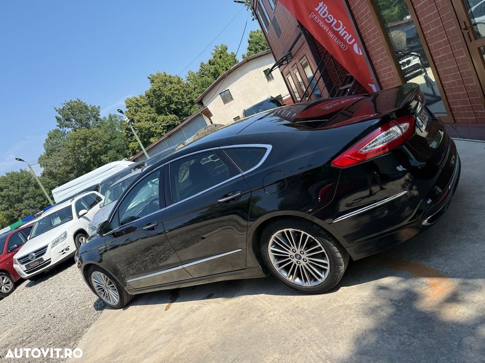 Ford Mondeo Vignale 2.0 Hybrid - 40