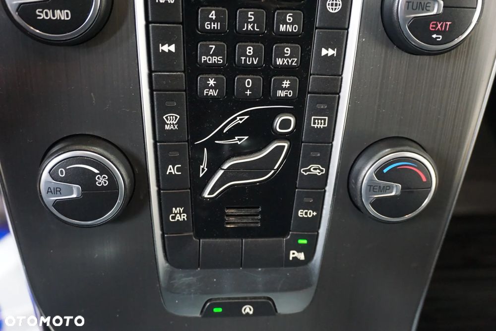 Volvo V40 D2 Geartronic Kinetic - 37