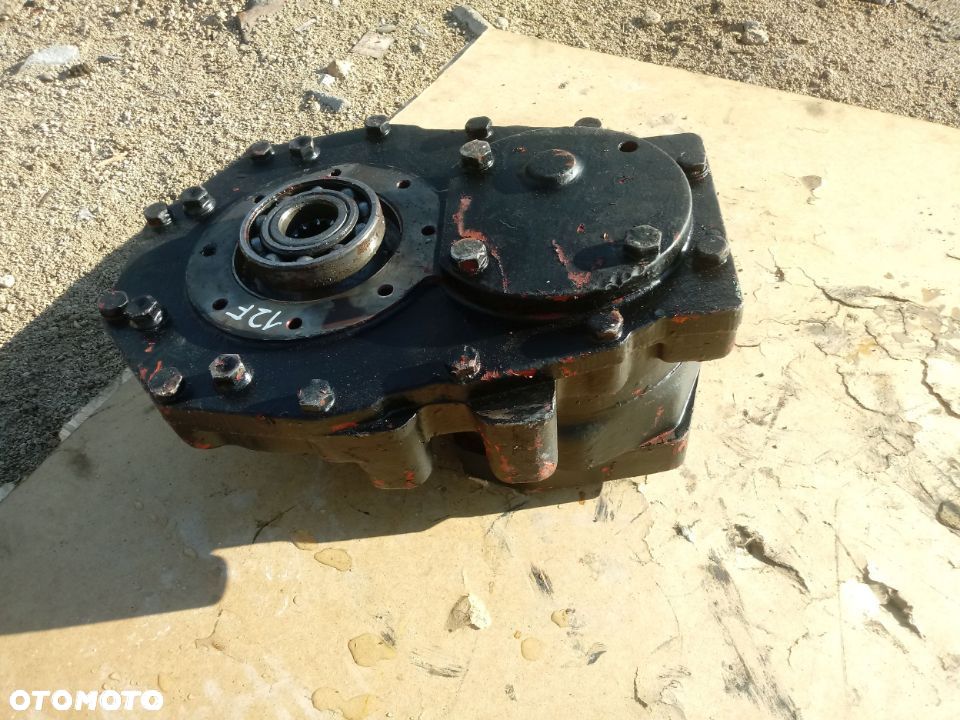 Skrzynia biegów redukcyjna Clark Hurth Dana Spicer Zeppelin Schaeff Atlas JCB Liebherr Manitou Skrzynka Zębatka - 2