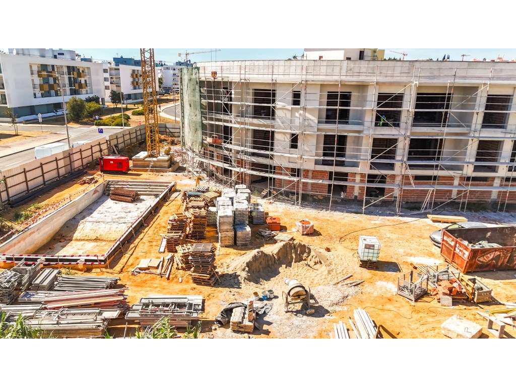 Apartamento T3 com vista mar e piscina para venda junto à praia em ... - Grande imagem: 5/8