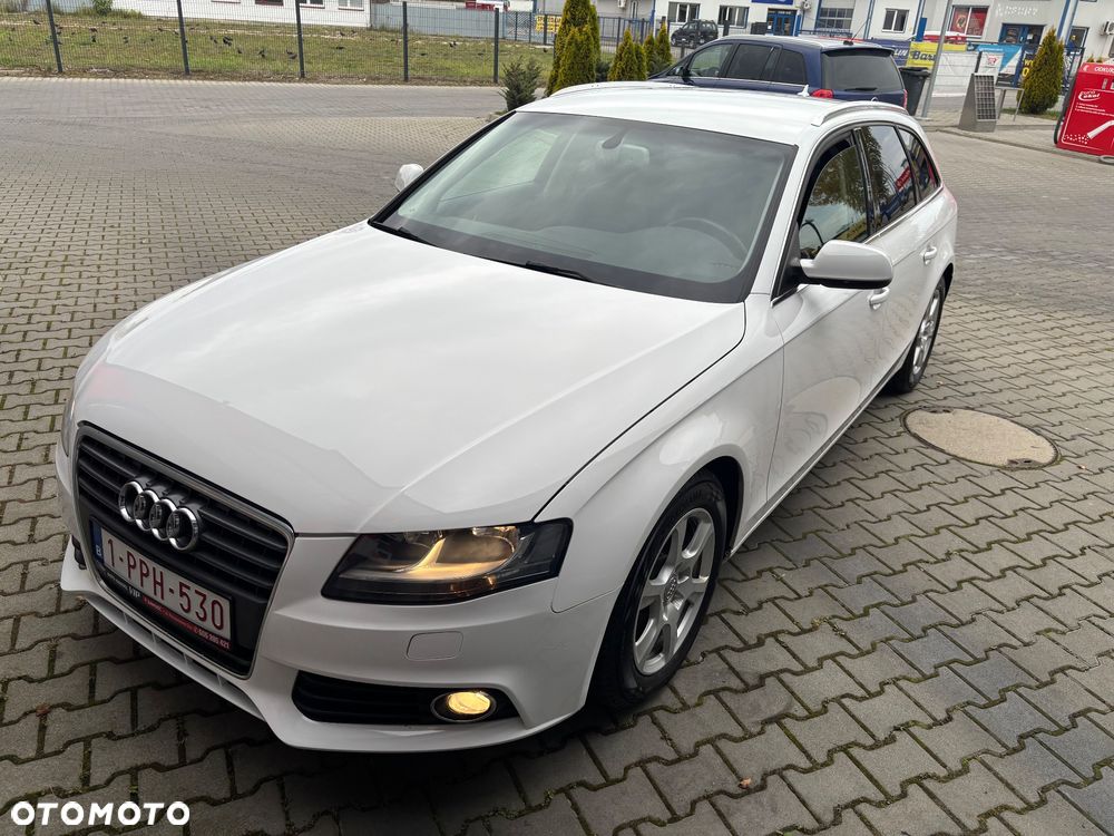 Audi A4 Avant 2.0 TDI - 11