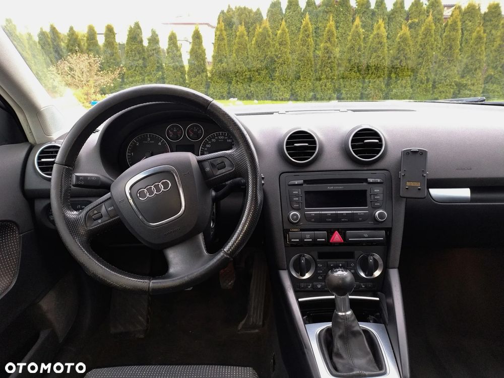 Audi A3 Sportback 2.0 TDI Ambiente - 19