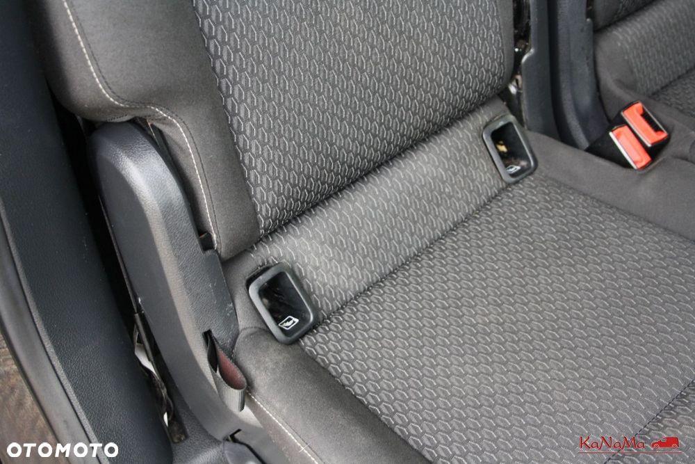 Volkswagen Caddy - 29