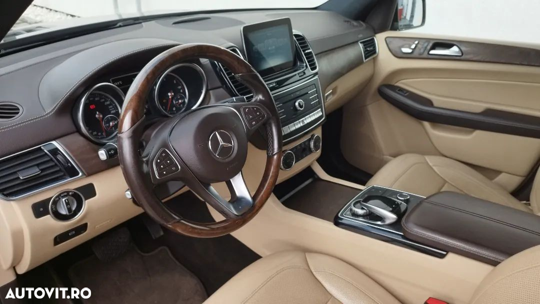 Mercedes-Benz GLE - 13