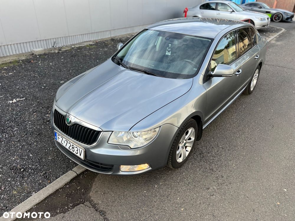 Skoda Superb 1.8 TSI Elegance DSG - 11