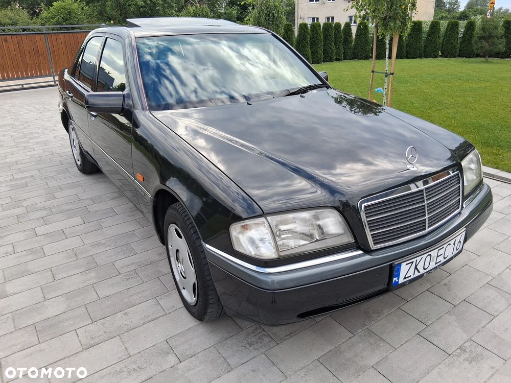Mercedes-Benz Klasa C 220 D Classic - 4