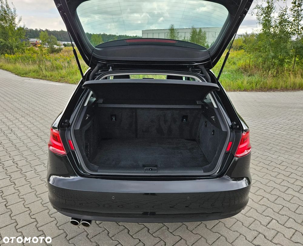 Audi A3 Sportback 2.0 TDI quattro Attraction - 21