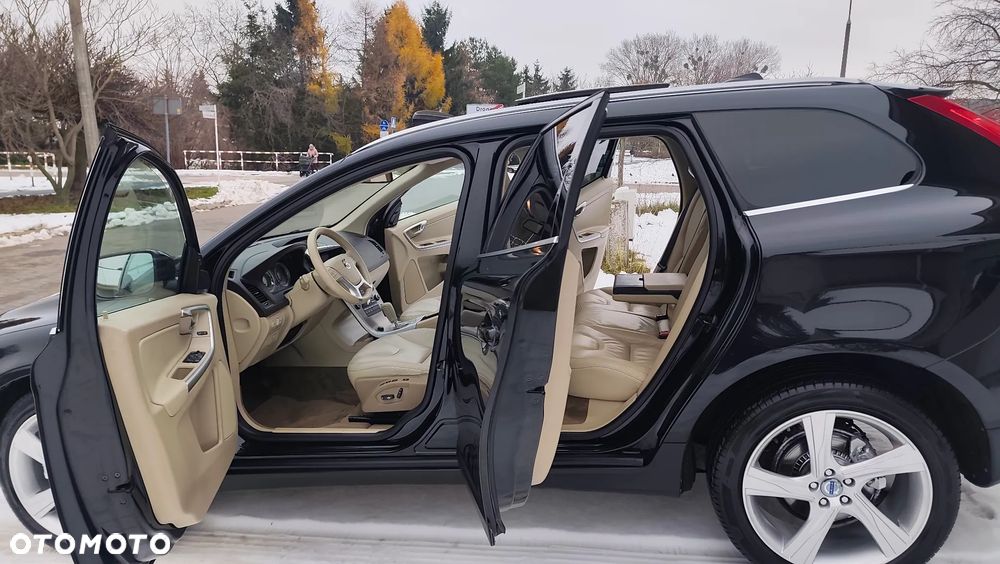 Volvo XC 60 D5 AWD RDesign - 13