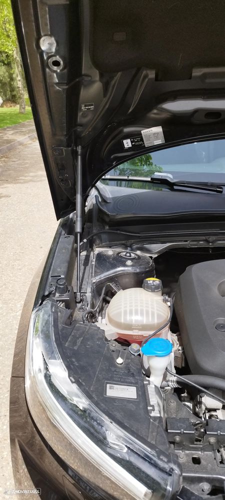 Volvo XC 40 2.0 D3 Momentum Plus - 28