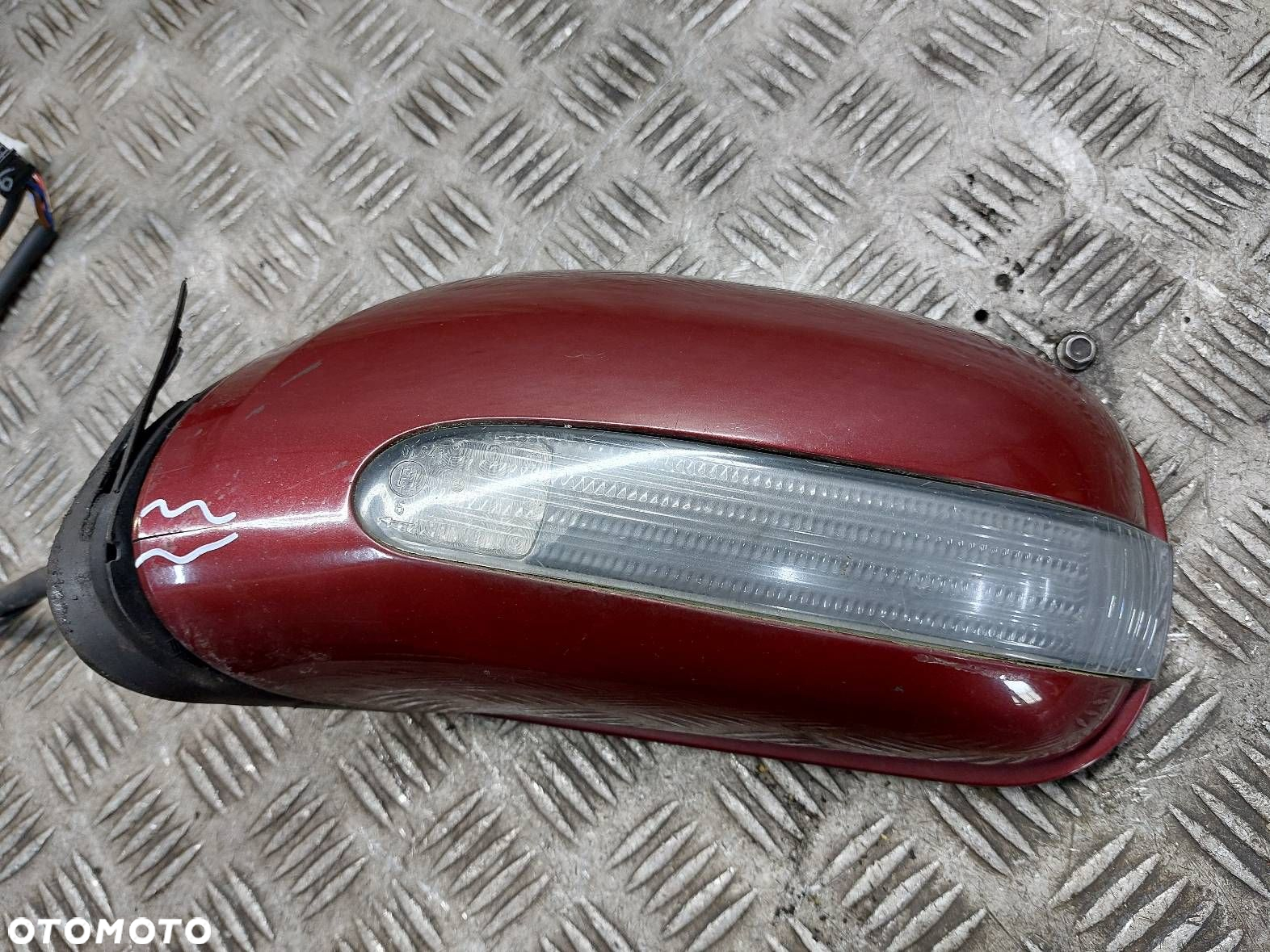 LUSTERKO LEWE ELEKTRYCZNE MERCEDES W220 2208100116 15 PIN (9 + 6 ) EU - 2
