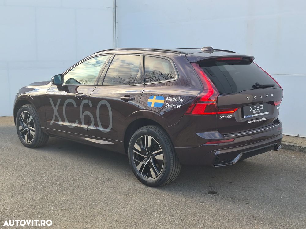 Volvo XC 60 B5 AT AWD MHEV Plus Dark - 6