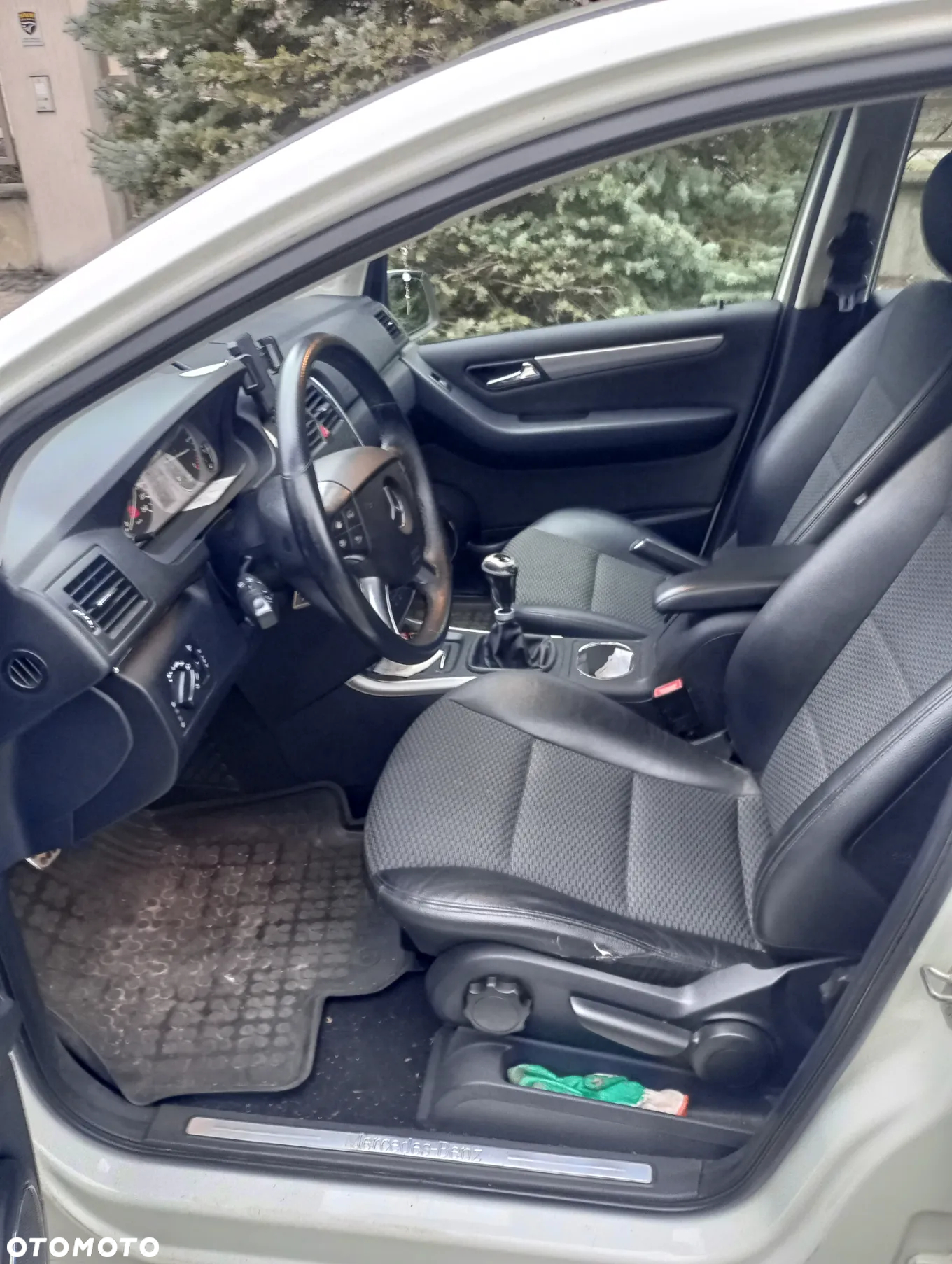 Mercedes-Benz Klasa B 200 CDI - 9