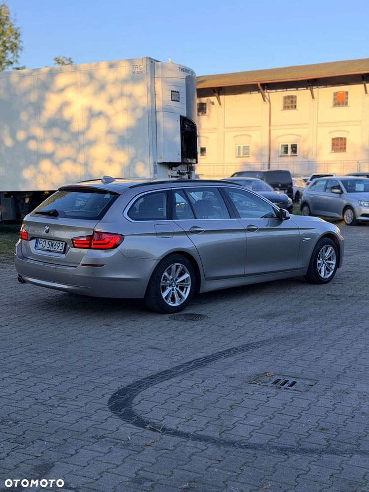 BMW 5 Series 2012 photo 4