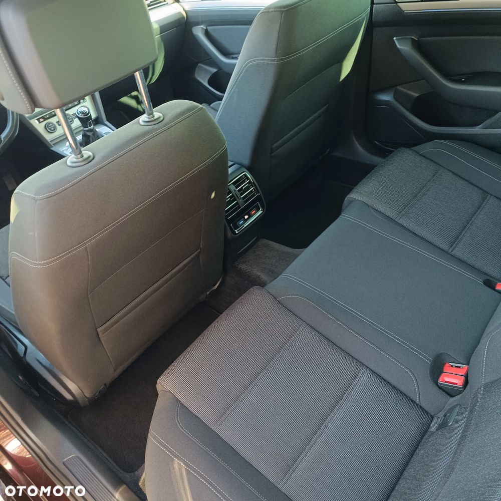 Volkswagen Passat 2.0 TDI BMT 4Mot Highline - 13