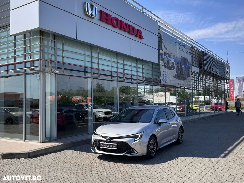 Toyota Corolla - 1