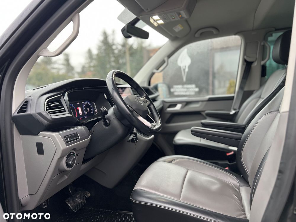 Volkswagen Caravelle - 13