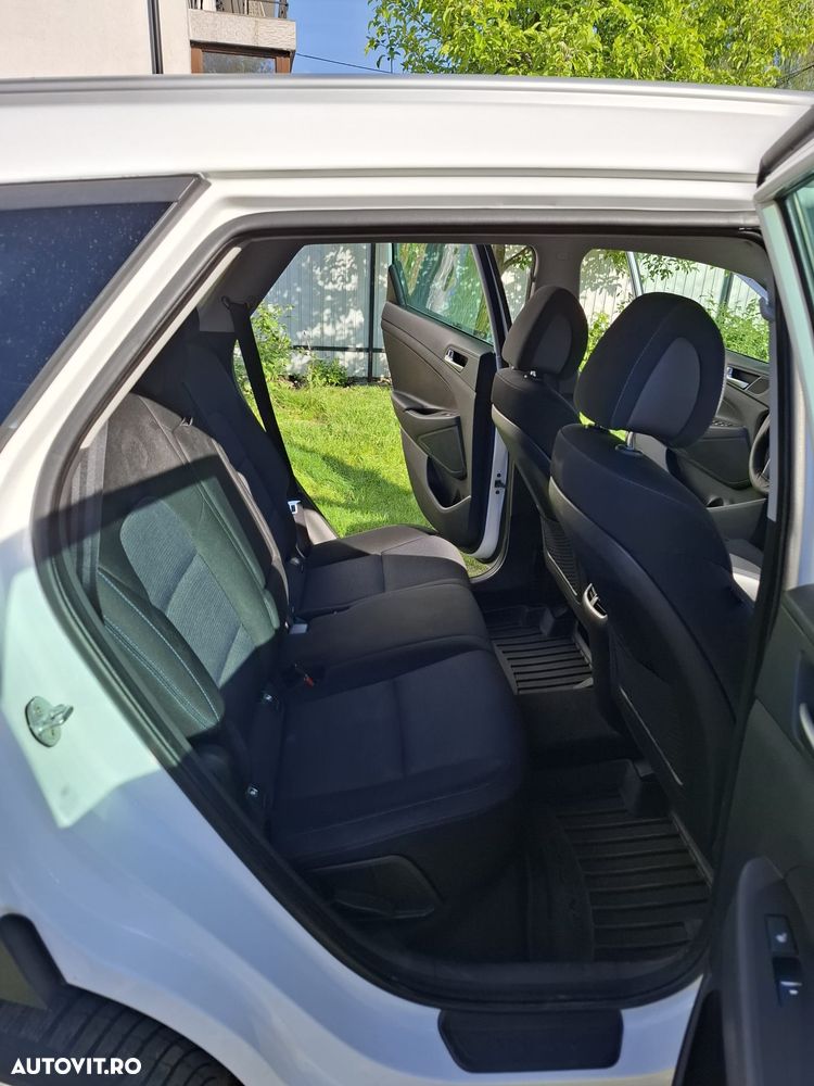 Hyundai Tucson 2.0 CRDI 4WD 6AT Premium+ - 13