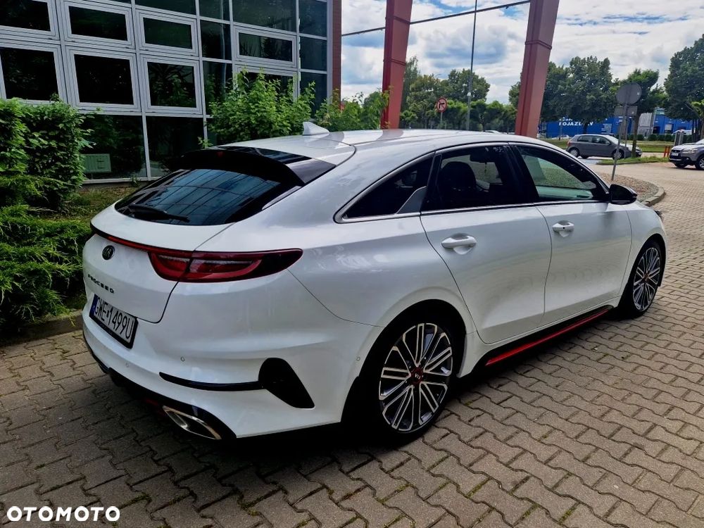 Kia ProCeed 1.6 T-GDI GT DCT - 9