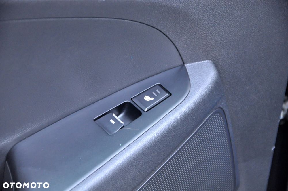 Hyundai Tucson 2.0 CRDI 4WD Automatik Premium - 38