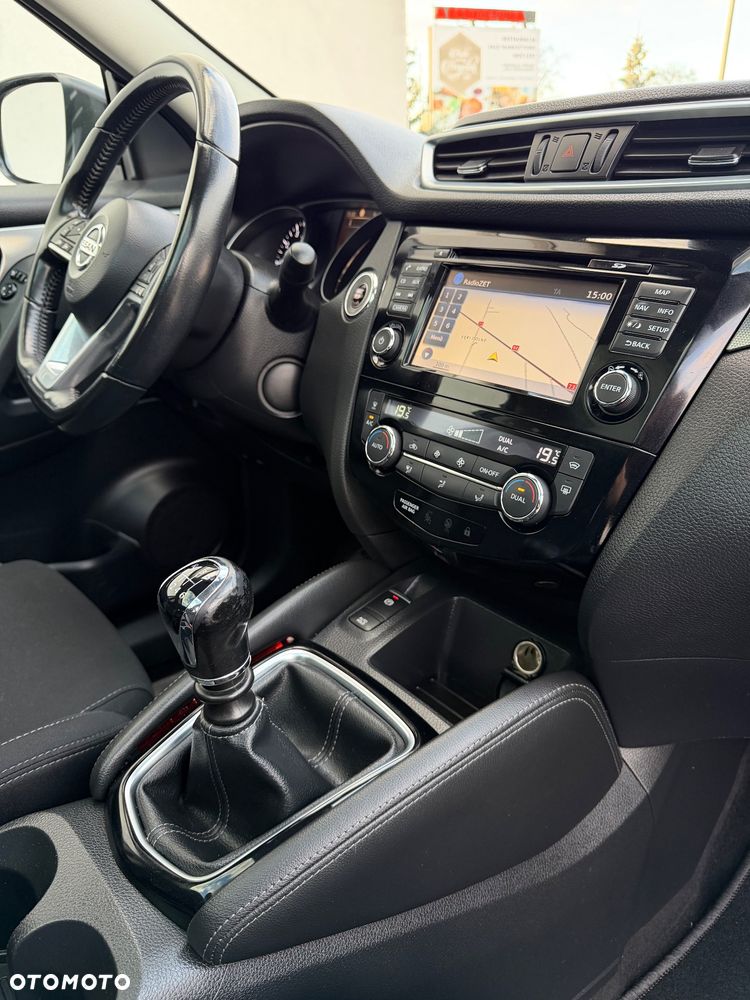 Nissan Qashqai 1.6 DIG-T Tekna - 27