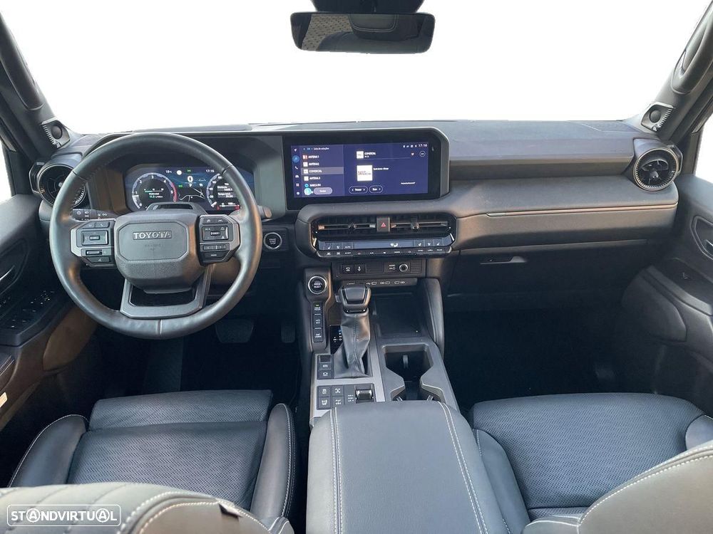 Toyota Land Cruiser 2.8 D-4D T/A - 8