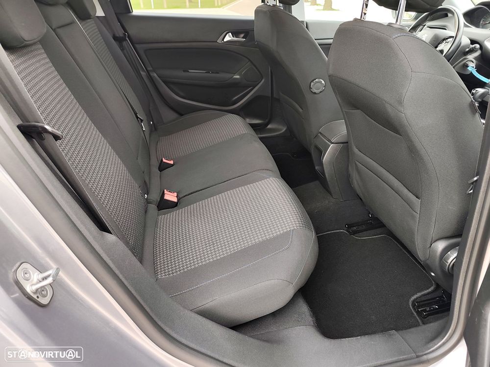 Peugeot 308 SW 1.5 BlueHDi Style - 15