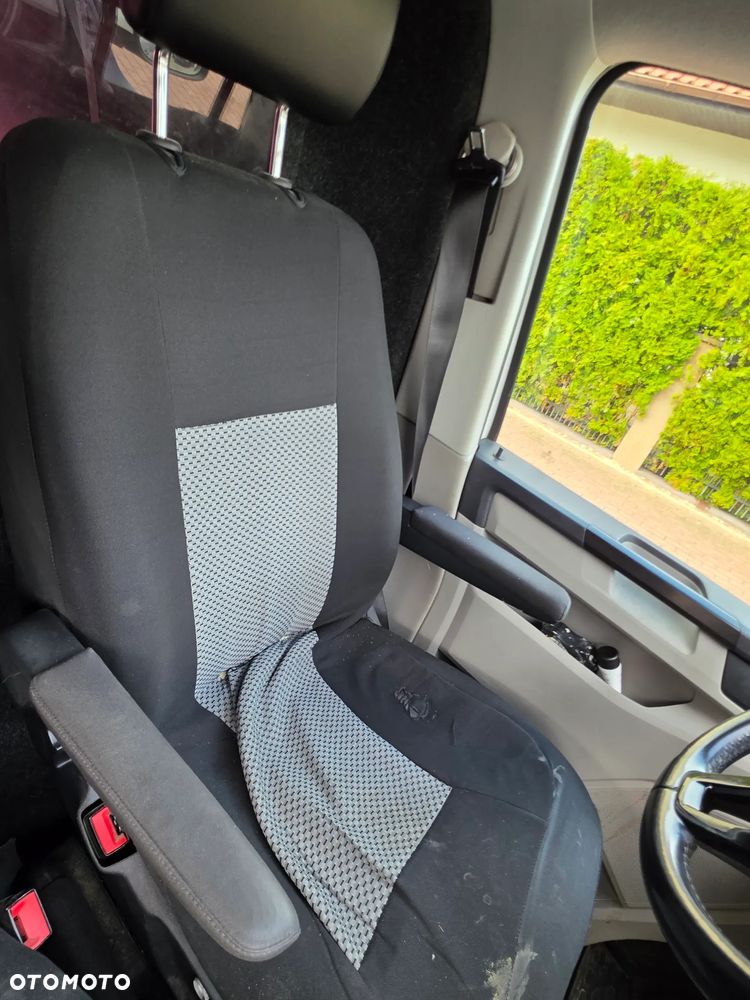 Volkswagen Transporter - 7