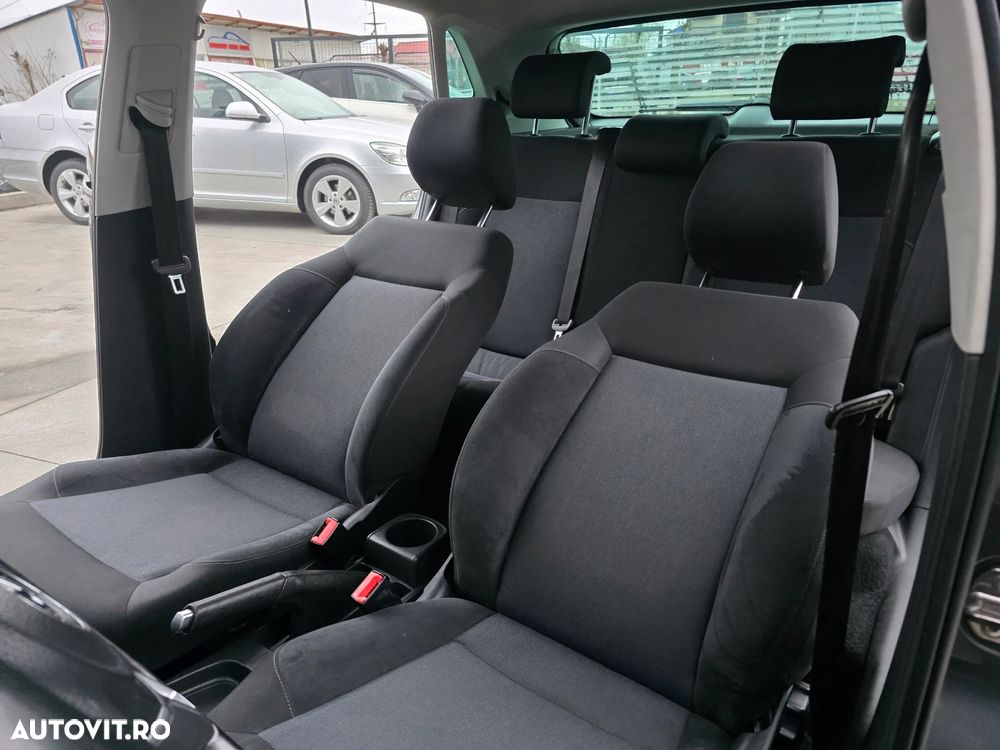 Volkswagen Polo - 11