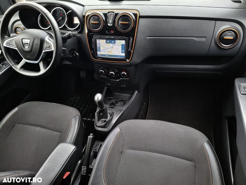 Dacia Lodgy TCe 115 Stepway - 13
