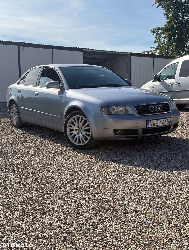 Audi A4 Limousine - 2