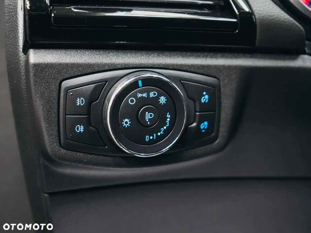 Ford Mondeo - 17