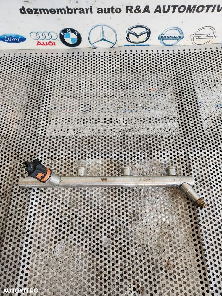 Rampa Injectie Injectoare Cu Senzor Stanga Audi A8 D4 S8 4.0 TFSI Cod BD - Dezmembrari Arad - 3