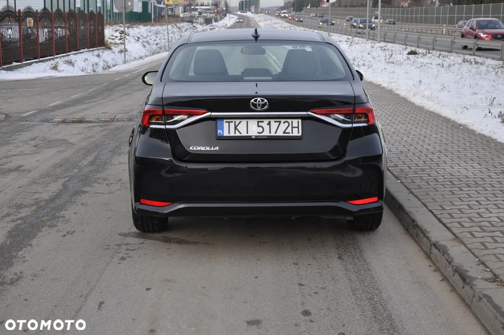 Toyota Corolla 1.6 Comfort - 17