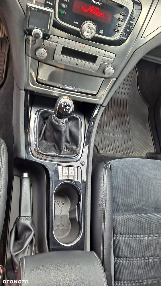 Ford Mondeo 2.0 TDCi Silver X Plus - 17