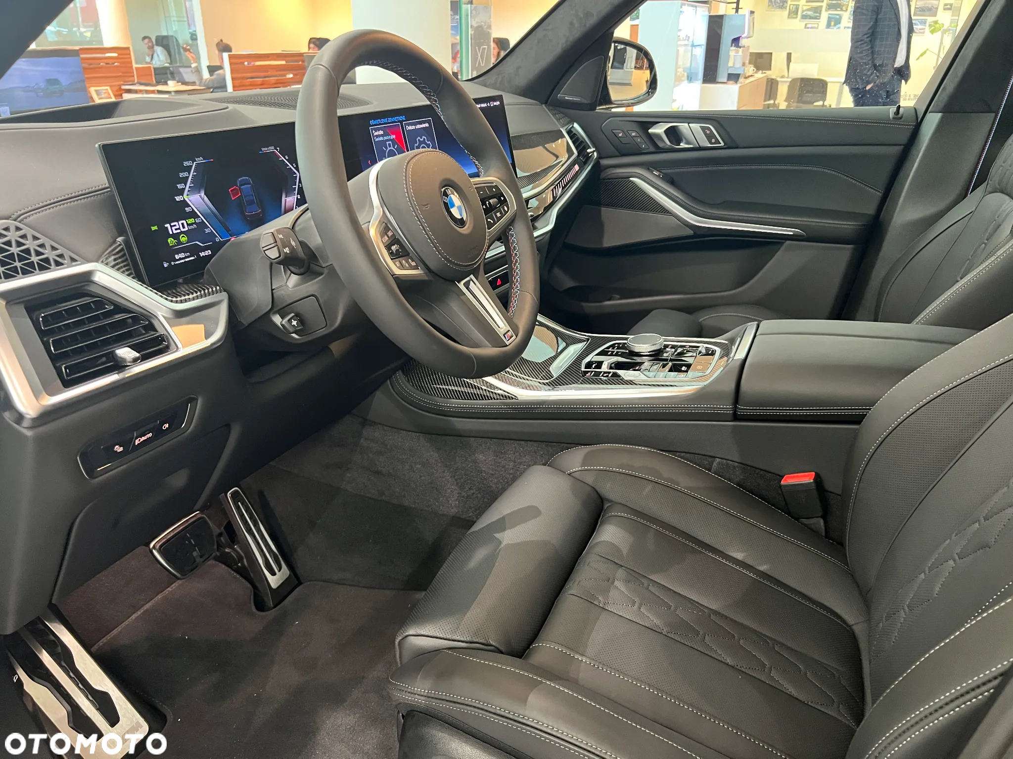 BMW X7 - 7