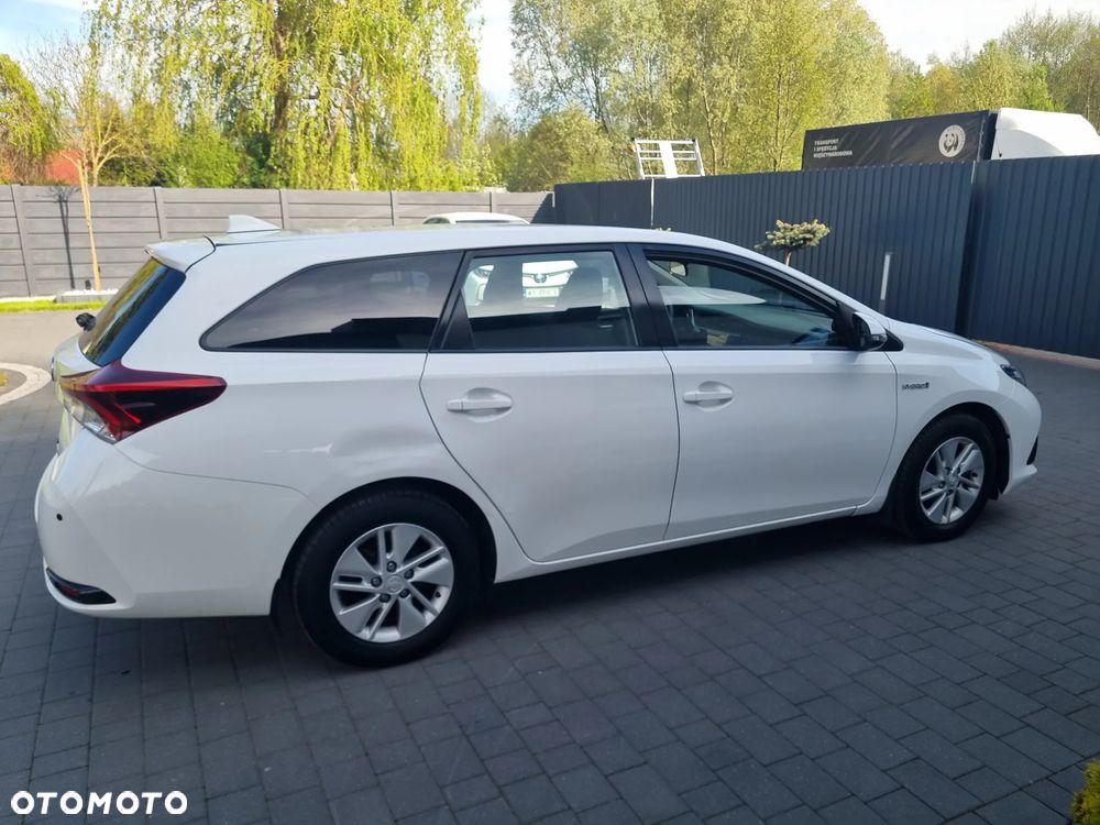 Toyota Auris Hybrid 135 Active - 8