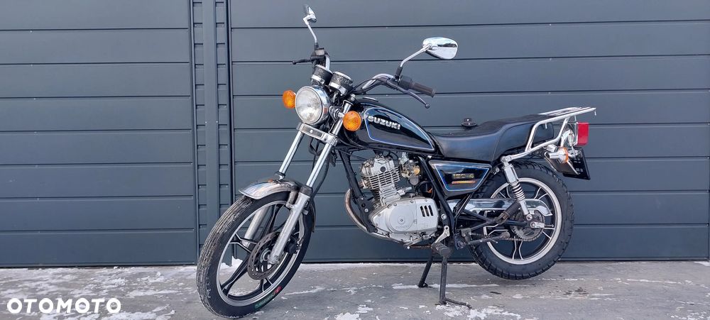 Suzuki GN