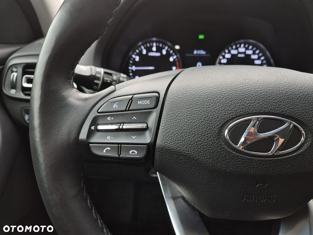 Hyundai i30 - 19