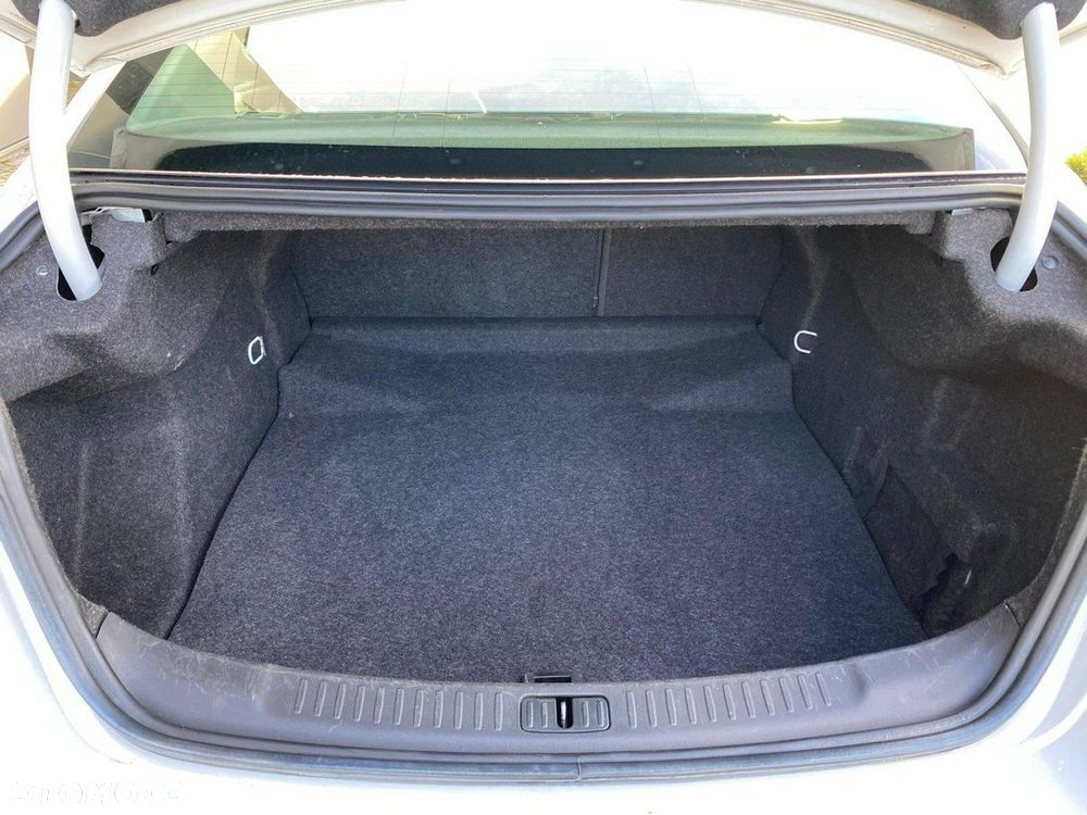 Chevrolet Malibu - 6