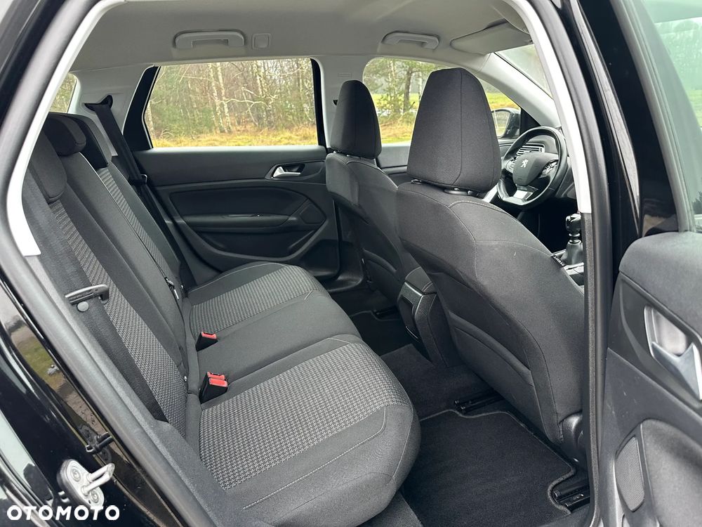 Peugeot 308 - 18