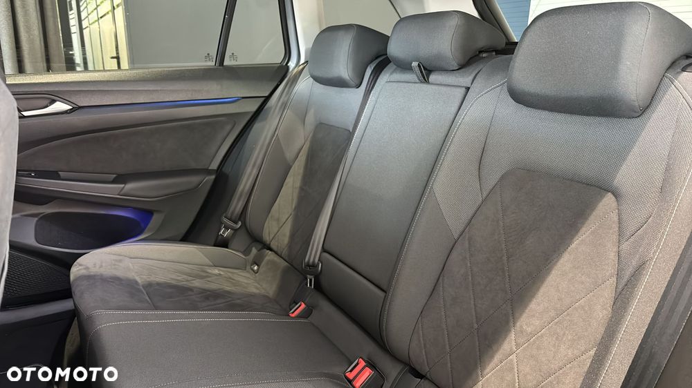 Volkswagen Golf 2.0 TDI Life - 17