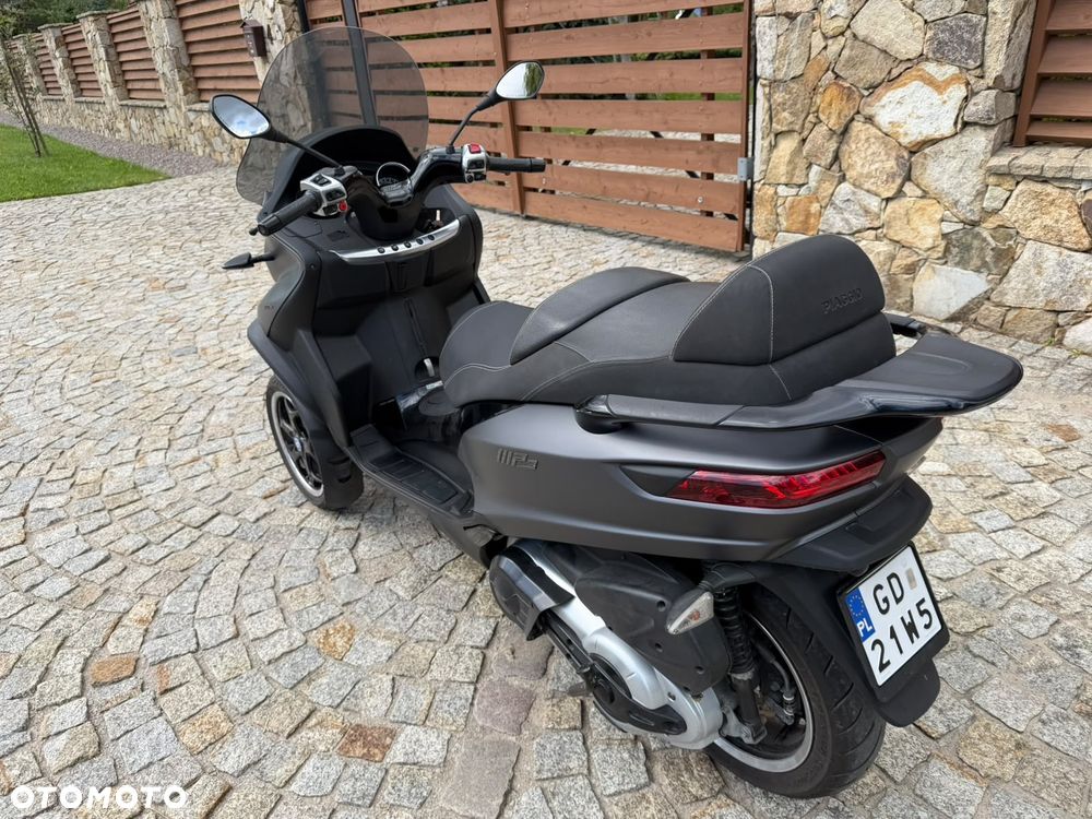 Piaggio MP-3 - 3