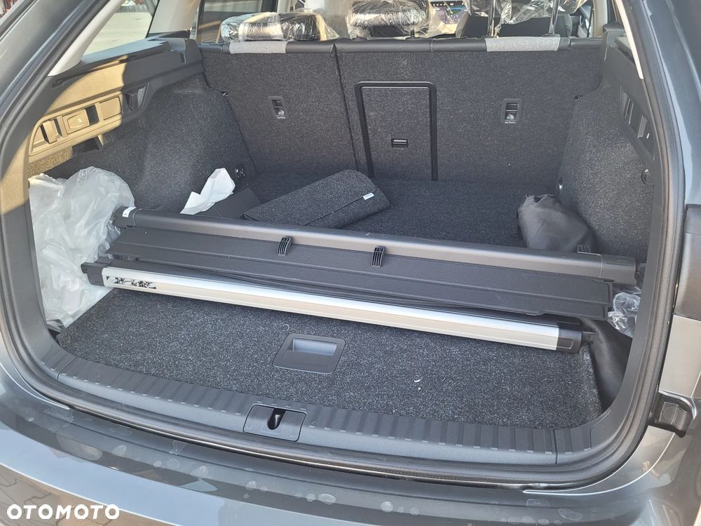 Skoda Octavia 1.5 TSI mHEV DSG Selection - 16