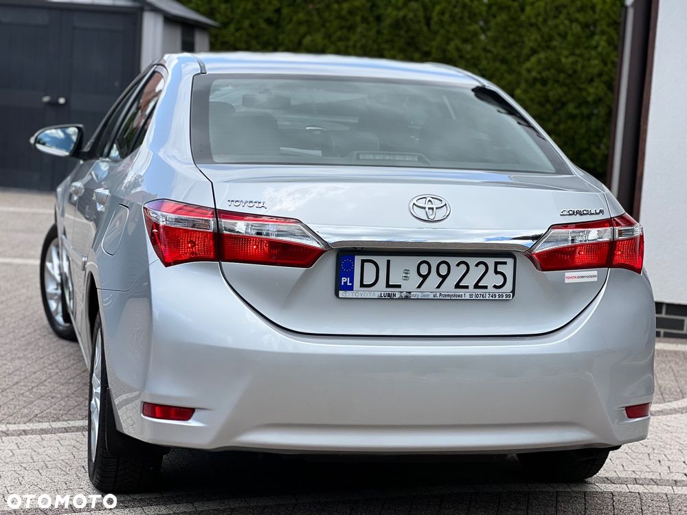 Toyota Corolla 1.6 Premium - 6
