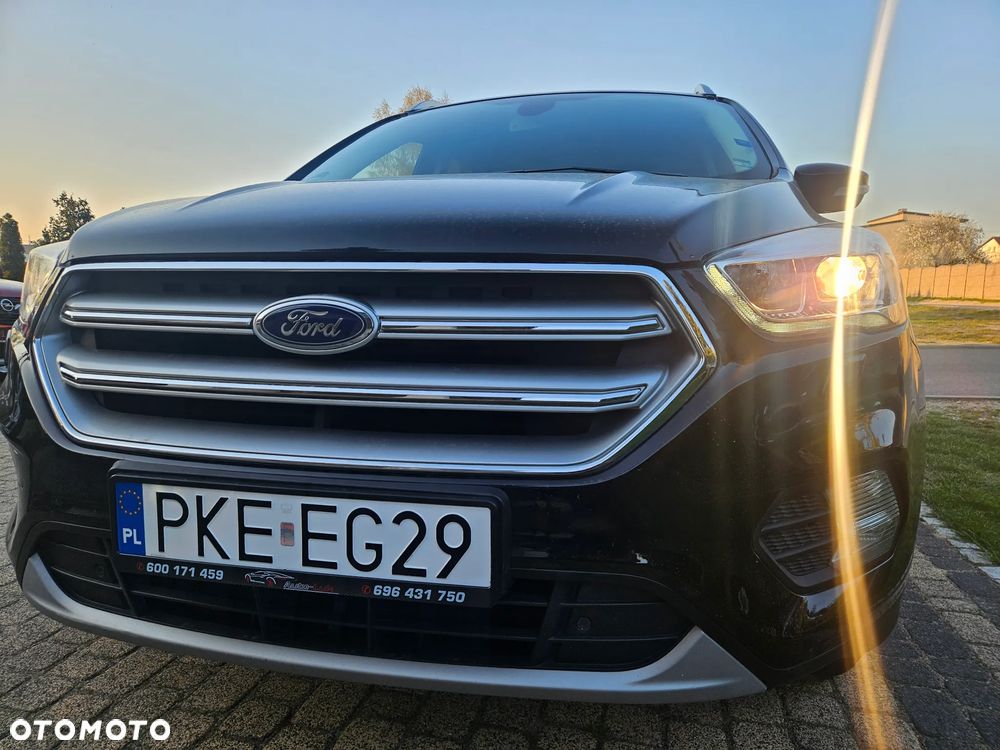 Ford Kuga 1.5 EcoBoost 2x4 Titanium - 9