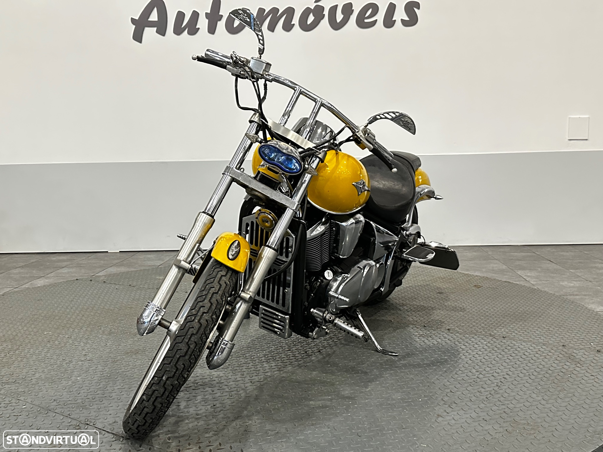 Kawasaki VN CUSTOM - 2