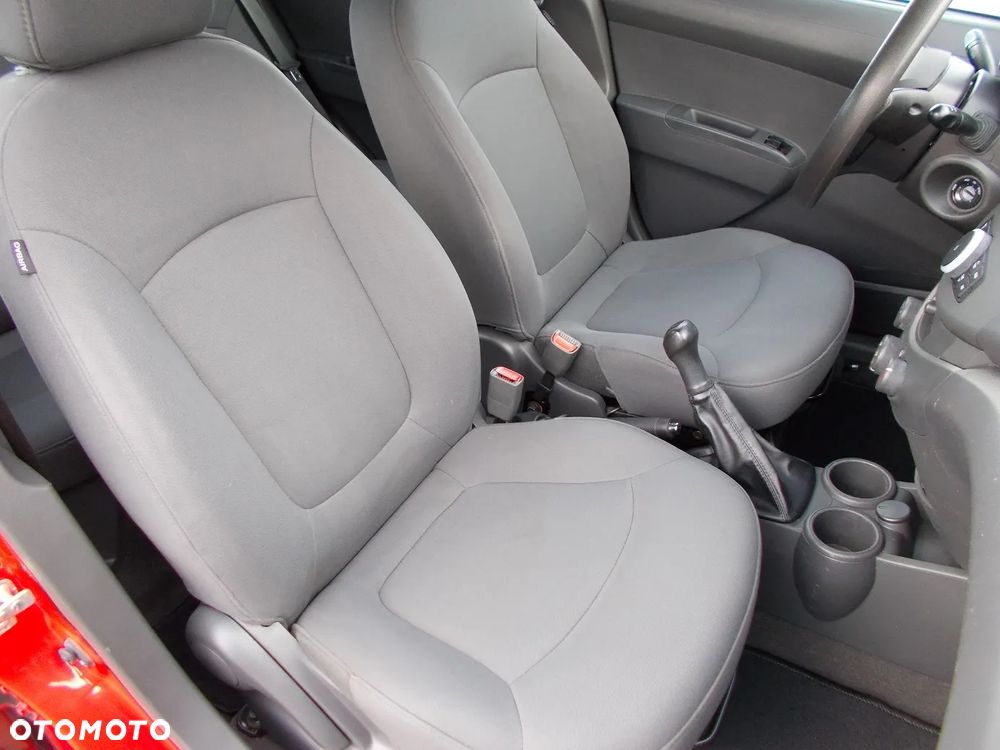 Chevrolet Spark 1.0 Base+ - 14