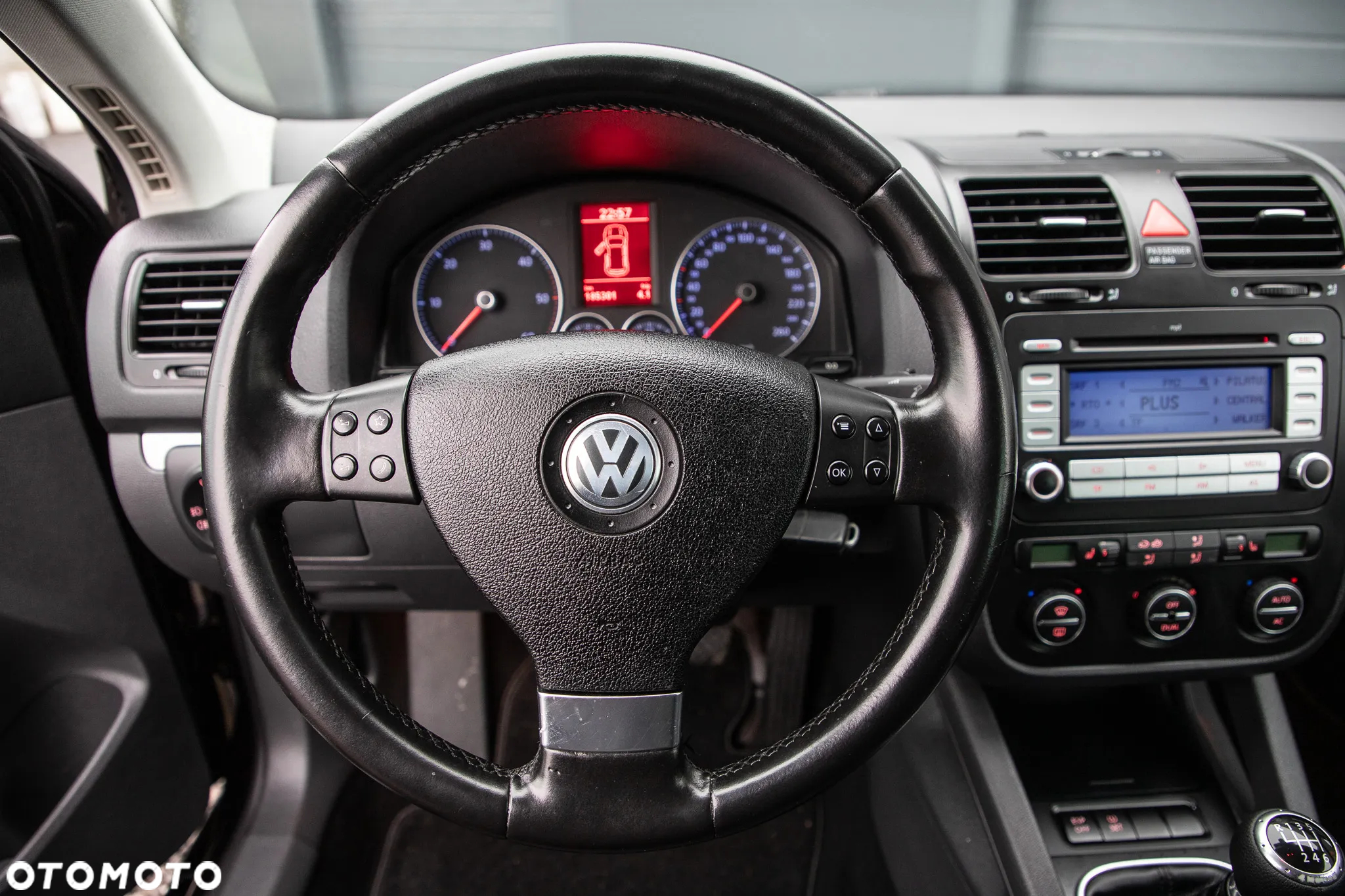 Volkswagen Golf 1.9 TDI 4Motion Comfortline - 17